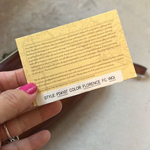 Like New!!! Patricia Nash Leather Snap Wristlet with Registration Card - Picture 8 of 12